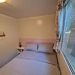بيت للعطل Mobile Chakula At Kozarica Camp باكوشتاني