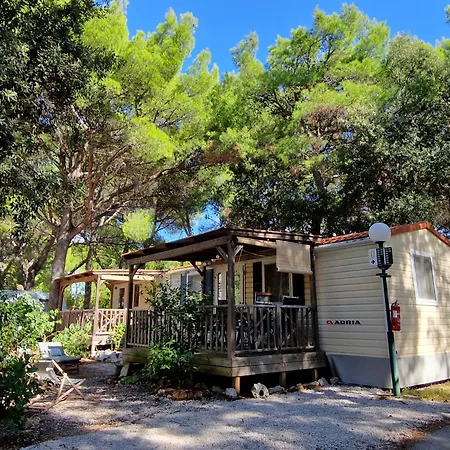 Mobile Chakula At Kozarica Camp