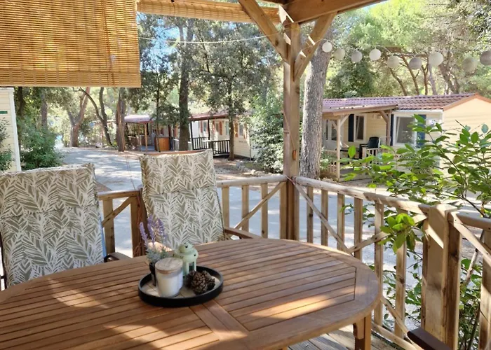 Дом отдыха Mobile Chakula At Kozarica Camp *