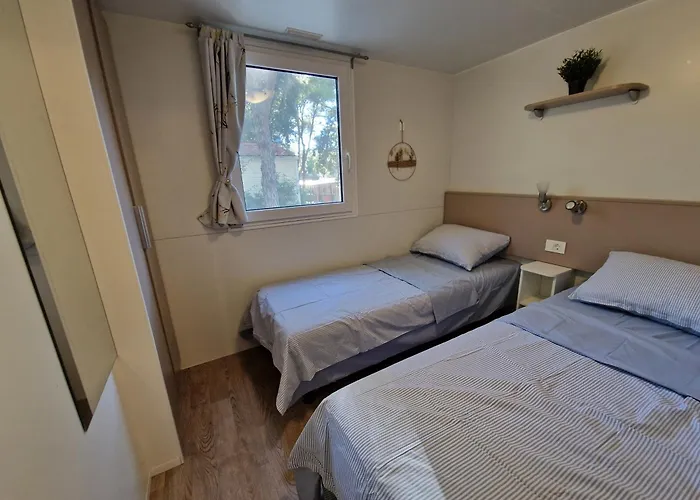 Mobile Chakula At Kozarica Camp Σπίτι διακοπών Pakoštane