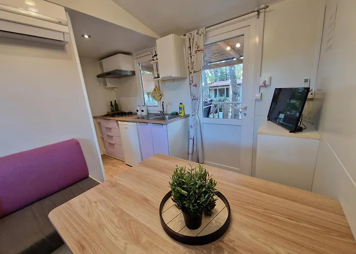 Σπίτι διακοπών Mobile Chakula At Kozarica Camp