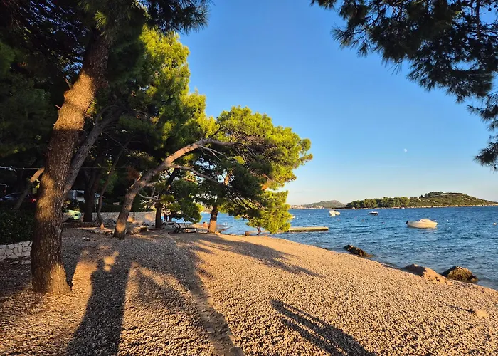 Mobile Chakula At Kozarica Camp Pakoštane