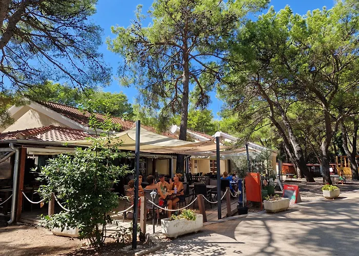 Дом отдыха Mobile Chakula At Kozarica Camp *