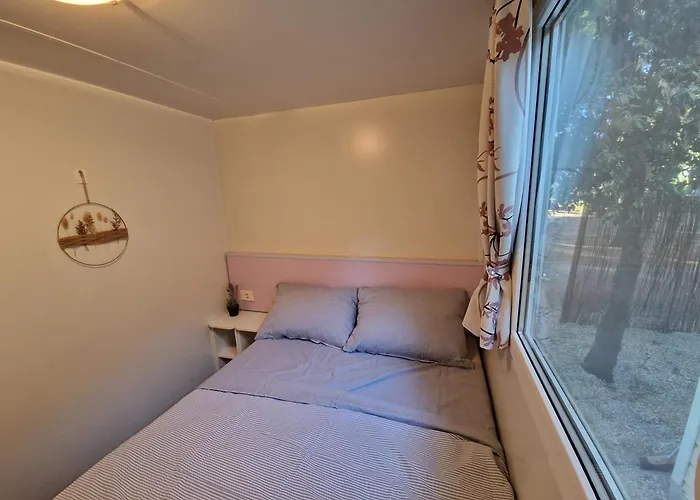 Vikendica Mobile Chakula At Kozarica Camp Pakostane